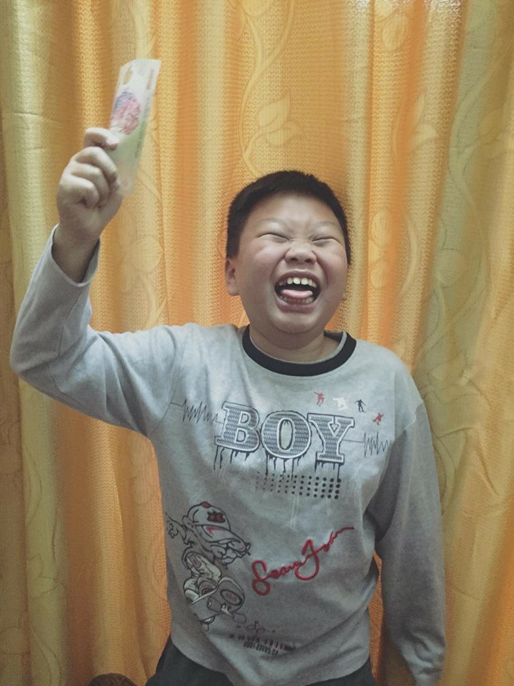 Bộ ảnh hài hước mô tả cái kết đắng cho 'trẻ to đầu' còn ham lì xì Bộ ảnh hài hước mô tả cái kết đắng cho 'trẻ to đầu' còn ham lì xì