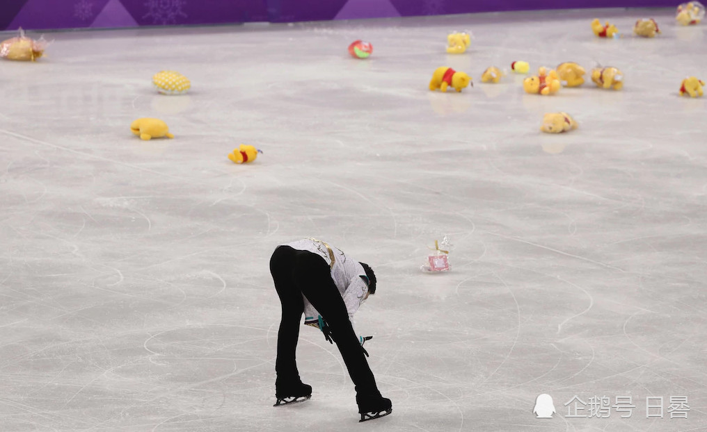 Chân dung 'cute hết hồn' của đương kim vô địch 2 lần liên tiếp môn trượt băng Olympic Chân dung 'cute hết hồn' của đương kim vô địch 2 lần liên tiếp môn trượt băng Olympic