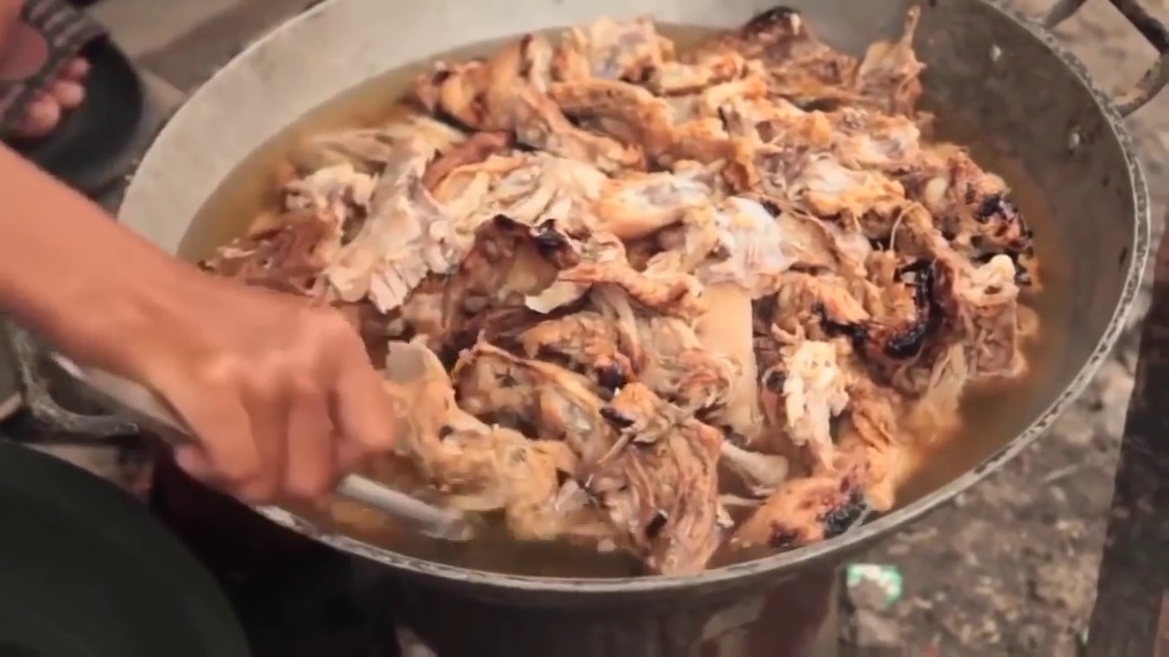 'Pagpag' - Món ăn khoái khẩu đến từ... bãi rác của người dân nghèo Philippines 'Pagpag' - Món ăn khoái khẩu đến từ... bãi rác của người dân nghèo Philippines