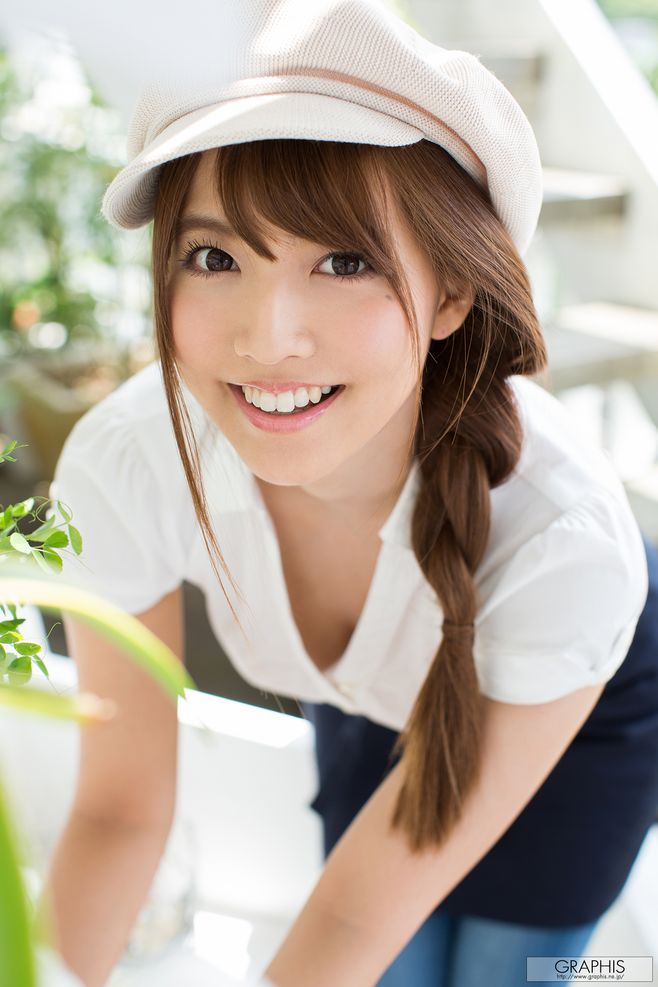 Nhóm nhạc K-Pop mới toàn diễn viên phim 'người lớn' khiến anh em 'đứng ngồi không yên' Nhóm nhạc K-Pop mới toàn diễn viên phim 'người lớn' khiến anh em 'đứng ngồi không yên'