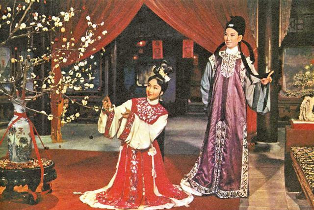 'Ảnh hậu châu Á': Mối tình cảm động với công tử nhà giàu và chết trong cô độc lúc cuối đời 'Ảnh hậu châu Á': Mối tình cảm động với công tử nhà giàu và chết trong cô độc lúc cuối đời