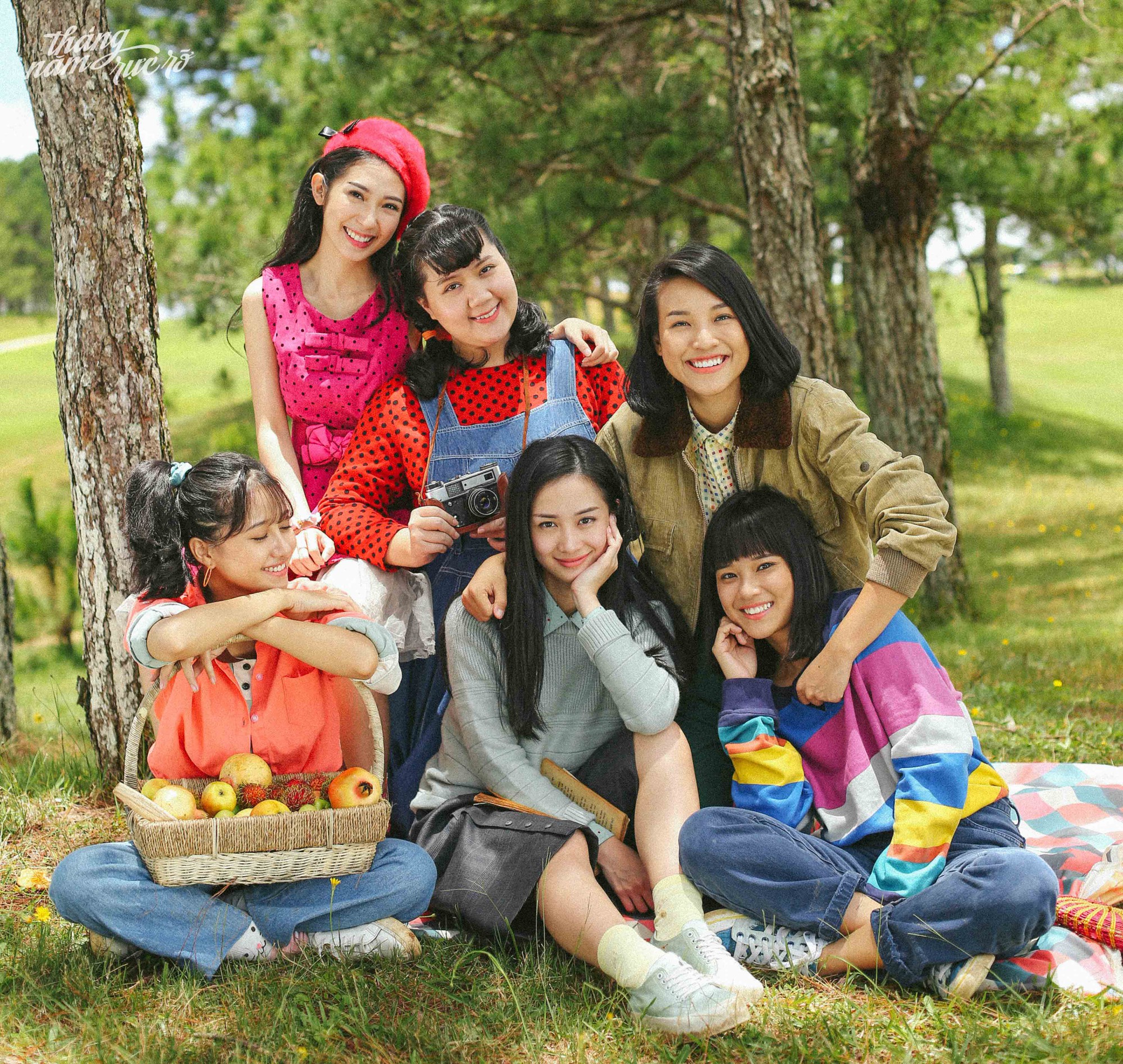 Bản remake Tháng Năm Rực Rỡ có gì khác với bản gốc Sunny? Bản remake Tháng Năm Rực Rỡ có gì khác với bản gốc Sunny?