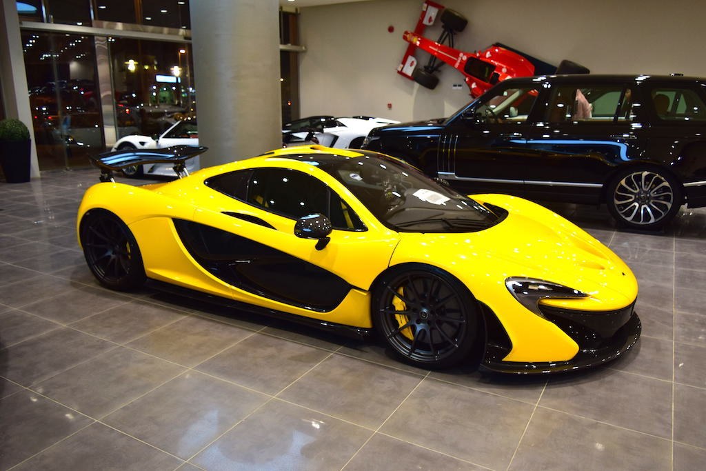 Những món đồ xa xỉ của hoàng tử Dubai mà chúng ta nằm mơ cũng khó thấy được Những món đồ xa xỉ của hoàng tử Dubai mà chúng ta nằm mơ cũng khó thấy được