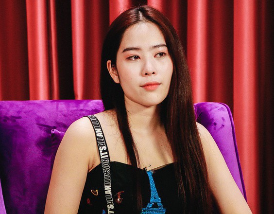 Nam Em và loạt phát ngôn 'cười ra nước mắt' về phận làm người thứ ba trong cuộc tình Nam Em và loạt phát ngôn 'cười ra nước mắt' về phận làm người thứ ba trong cuộc tình
