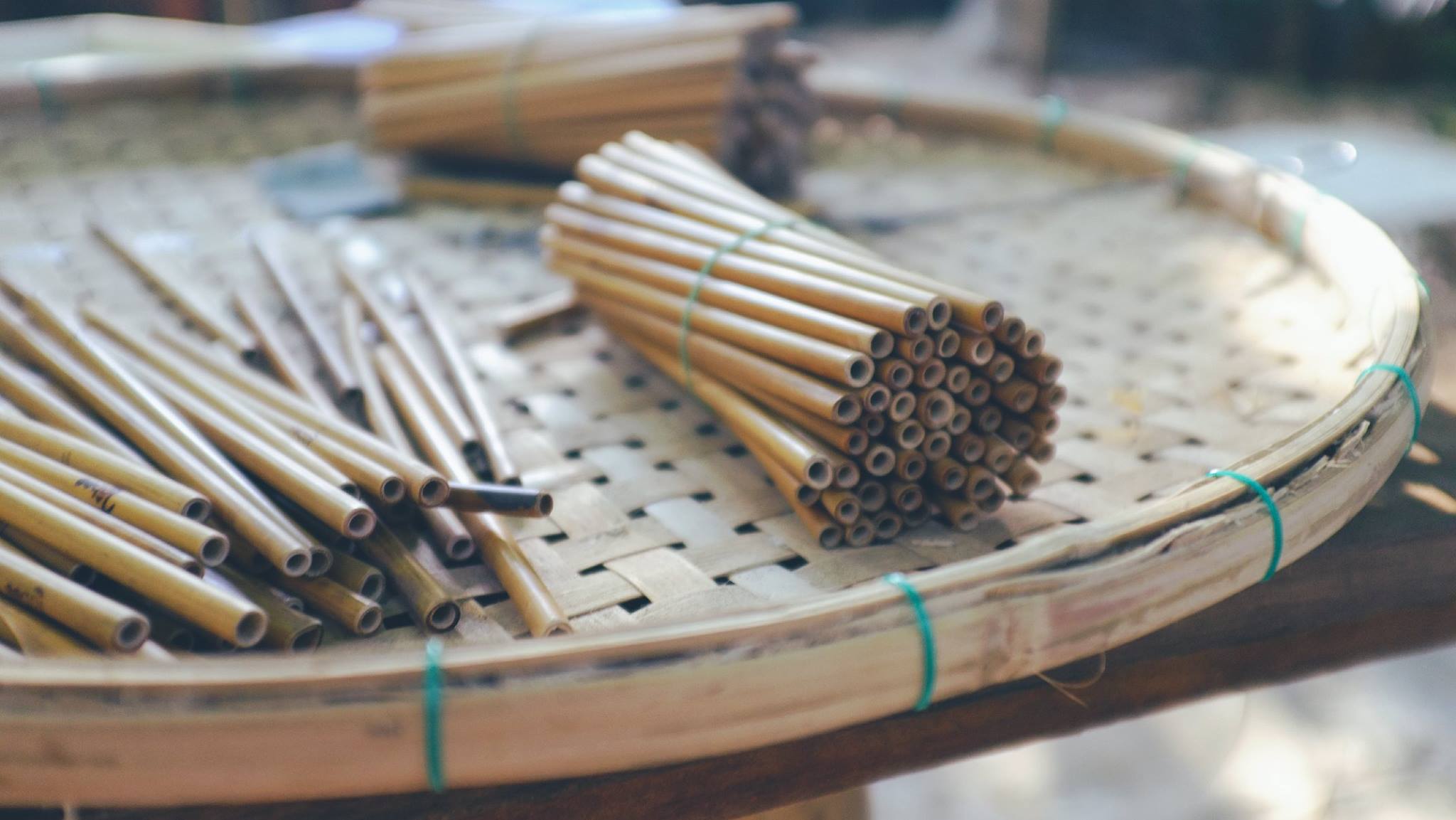 Người Việt đã sẵn sàng sử dụng ống hút cỏ thay cho ống hút nhựa? Người Việt đã sẵn sàng sử dụng ống hút cỏ thay cho ống hút nhựa?