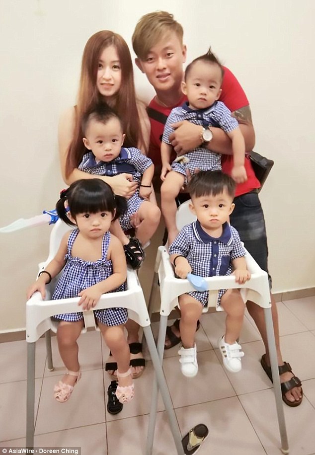 Phản ứng của cánh đàn ông trước bức ảnh da bụng rạn nứt của bà mẹ 4 con Phản ứng của cánh đàn ông trước bức ảnh da bụng rạn nứt của bà mẹ 4 con