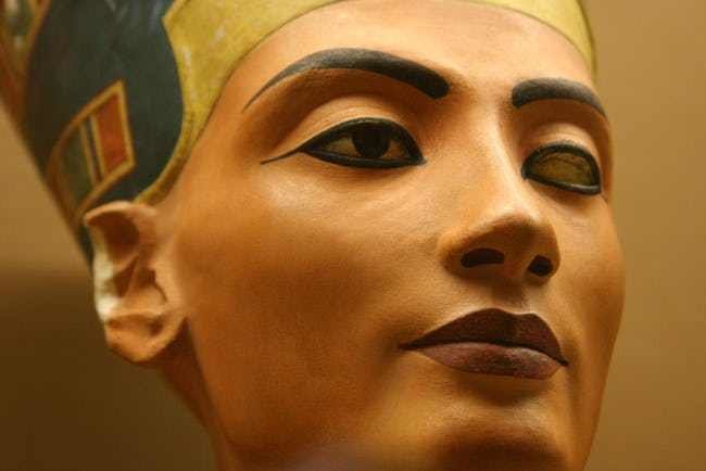 21 sự thật ít người biết về nữ hoàng Nefertiti quyền lực của Ai Cập cổ đại (P1) 21 sự thật ít người biết về nữ hoàng Nefertiti quyền lực của Ai Cập cổ đại (P1)