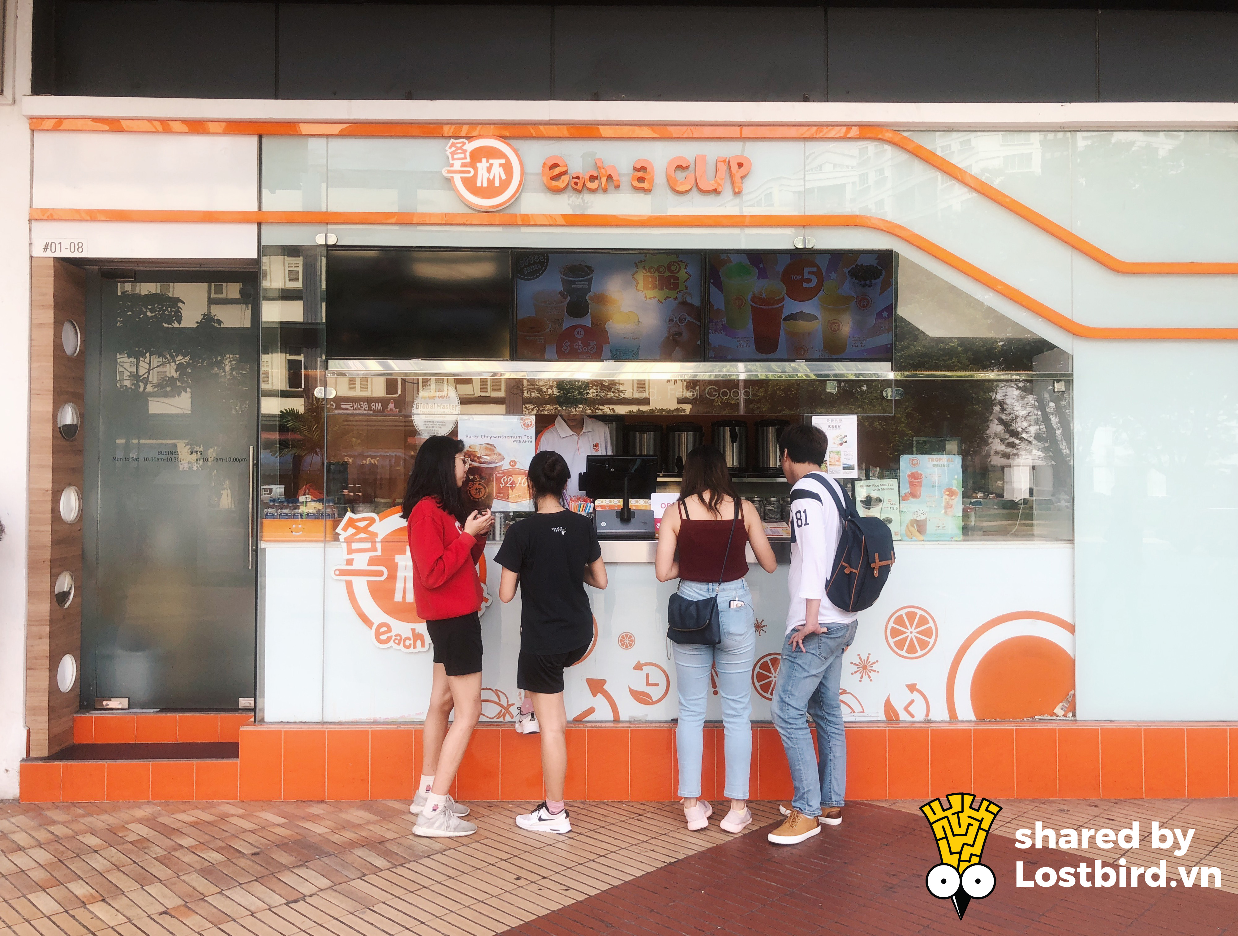 Vừa uống vừa nghe kể 'Truyền Kỳ Trà Sữa' tại Singapore với nhiều bí mật bất ngờ Vừa uống vừa nghe kể 'Truyền Kỳ Trà Sữa' tại Singapore với nhiều bí mật bất ngờ