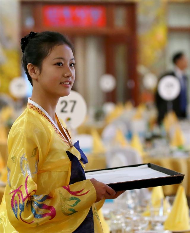 5 mỹ nữ Triều Tiên khiến dân mạng xứ Hàn điên cuồng tìm kiếm thông tin, họ là ai? 5 mỹ nữ Triều Tiên khiến dân mạng xứ Hàn điên cuồng tìm kiếm thông tin, họ là ai?