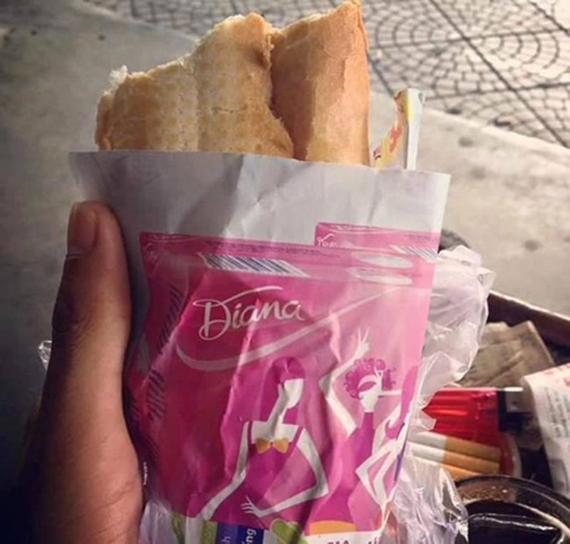 Chúc bạn ngon miệng với loạt giấy gói bánh mì nhìn thôi đã muốn... nghẹn Chúc bạn ngon miệng với loạt giấy gói bánh mì nhìn thôi đã muốn... nghẹn