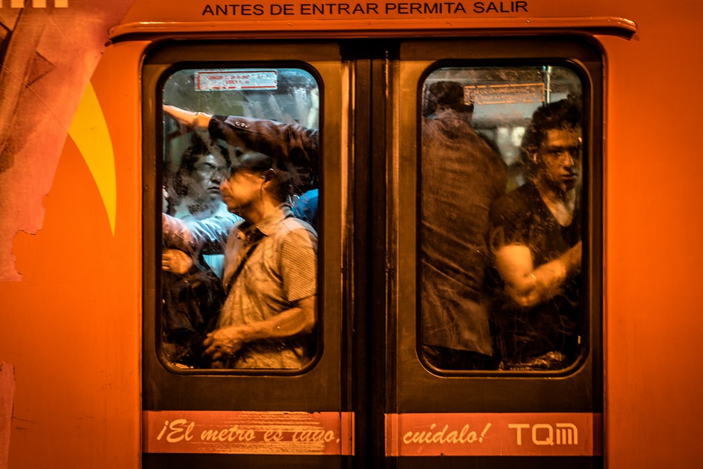 'Huyền thoại' về thế giới đồng tính dưới lòng đường tàu điện ngầm Mexico 'Huyền thoại' về thế giới đồng tính dưới lòng đường tàu điện ngầm Mexico