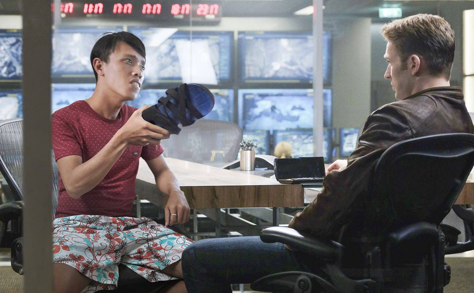 Thực hư chuyện 1 thanh niên người Việt xuất hiện trong các bom tấn Hollywood? Thực hư chuyện 1 thanh niên người Việt xuất hiện trong các bom tấn Hollywood?