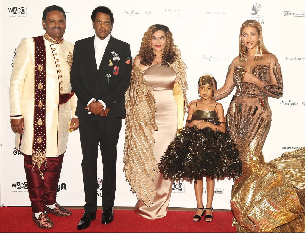 Mới 6 tuổi, con gái Beyonce đã được cả thế giới khen ngợi gu thời trang là nhờ nhân vật này Mới 6 tuổi, con gái Beyonce đã được cả thế giới khen ngợi gu thời trang là nhờ nhân vật này