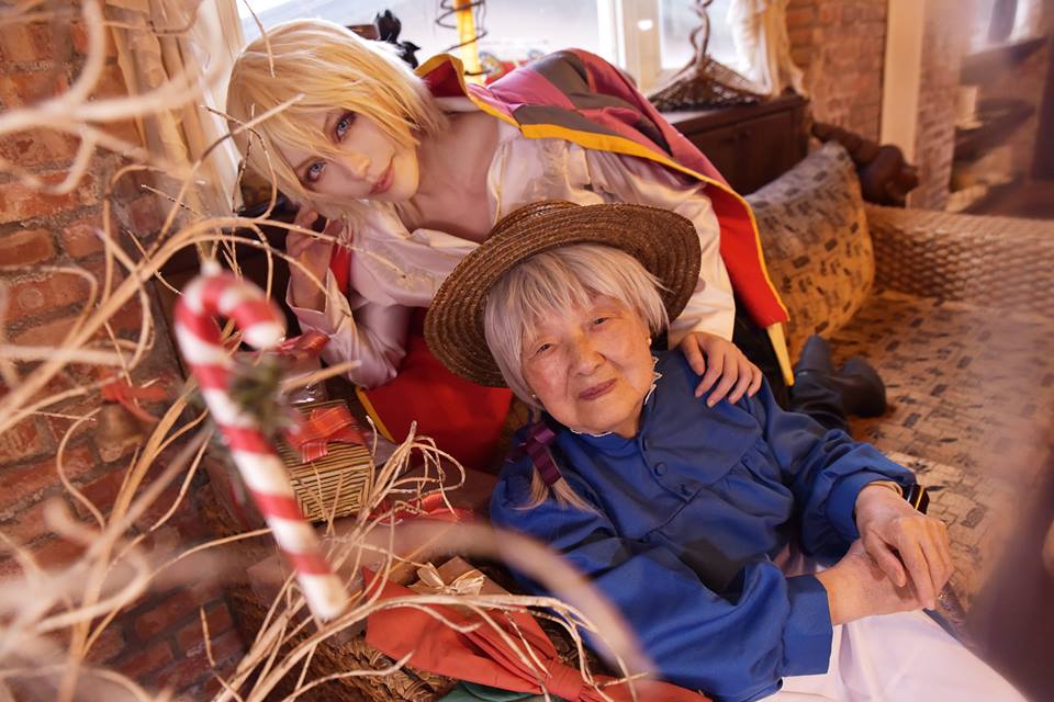 Bà ngoại U90 cosplay 'Howl's Moving Castle' không thể nào chuẩn hơn Bà ngoại U90 cosplay 'Howl's Moving Castle' không thể nào chuẩn hơn