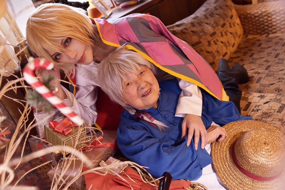 Bà ngoại U90 cosplay 'Howl's Moving Castle' không thể nào chuẩn hơn Bà ngoại U90 cosplay 'Howl's Moving Castle' không thể nào chuẩn hơn
