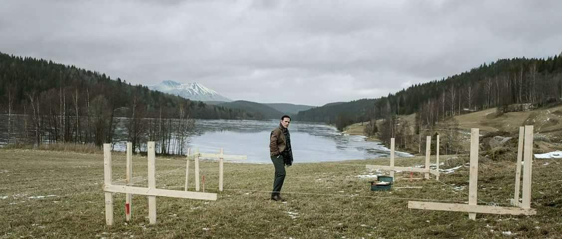 Câu chuyện đằng sau việc bị 'trục xuất' của đạo diễn Lars von Trier năm 2011 và hậu quả tới bây giờ Câu chuyện đằng sau việc bị 'trục xuất' của đạo diễn Lars von Trier năm 2011 và hậu quả tới bây giờ