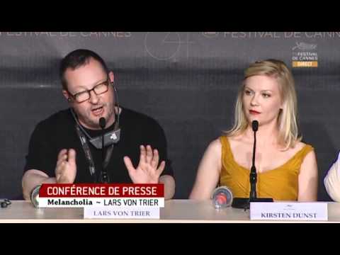 Câu chuyện đằng sau việc bị 'trục xuất' của đạo diễn Lars von Trier năm 2011 và hậu quả tới bây giờ Câu chuyện đằng sau việc bị 'trục xuất' của đạo diễn Lars von Trier năm 2011 và hậu quả tới bây giờ