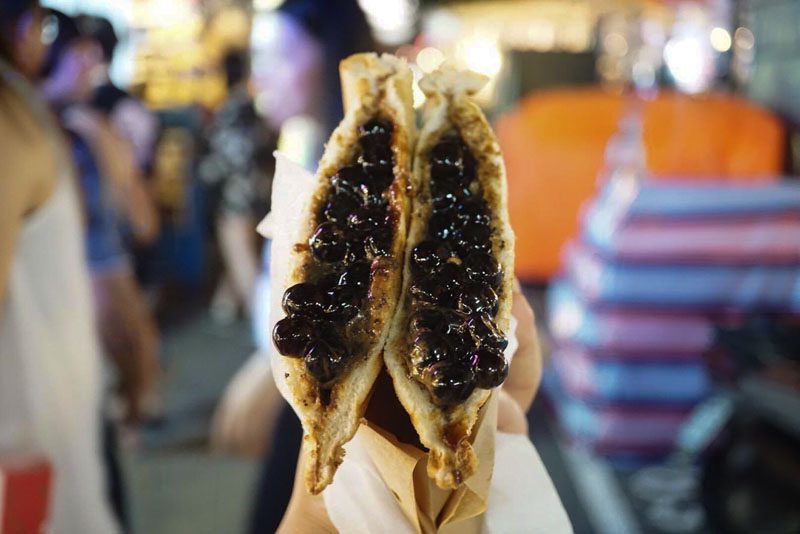 Bánh nướng trân châu khiến tín đồ trà sữa 'khóc ròng' vì... không thể tiếp tục giảm cân Bánh nướng trân châu khiến tín đồ trà sữa 'khóc ròng' vì... không thể tiếp tục giảm cân