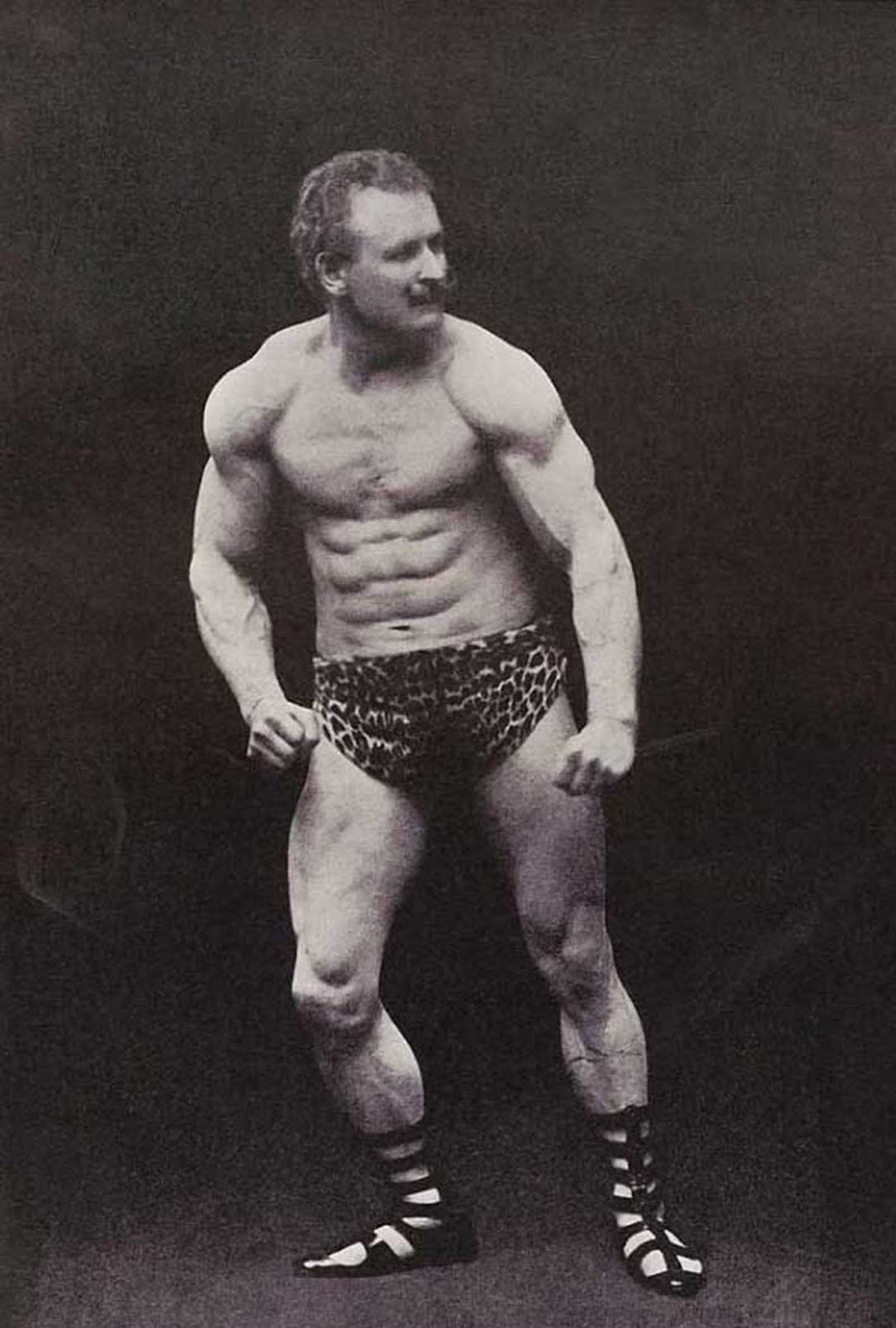Cơ bắp của những 'ông tổ' phòng gym trông như thế nào? Cơ bắp của những 'ông tổ' phòng gym trông như thế nào?