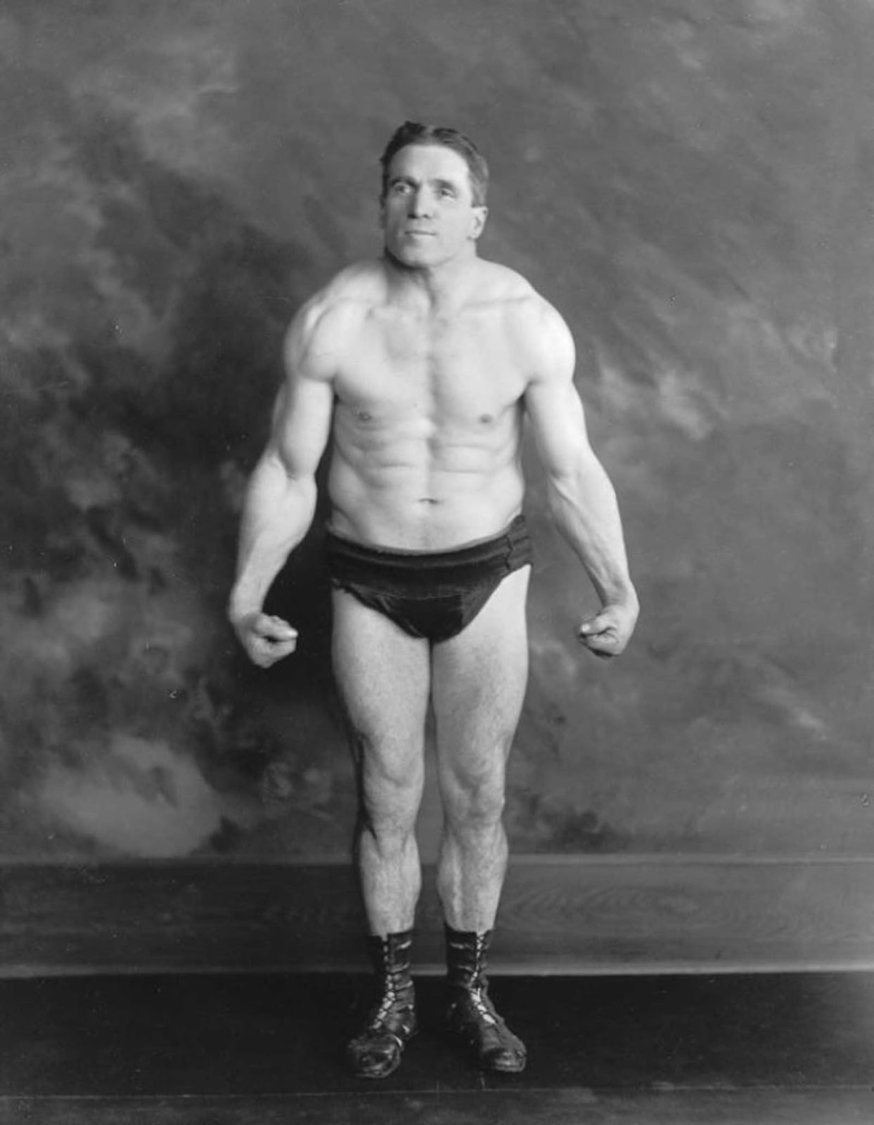 Cơ bắp của những 'ông tổ' phòng gym trông như thế nào? Cơ bắp của những 'ông tổ' phòng gym trông như thế nào?