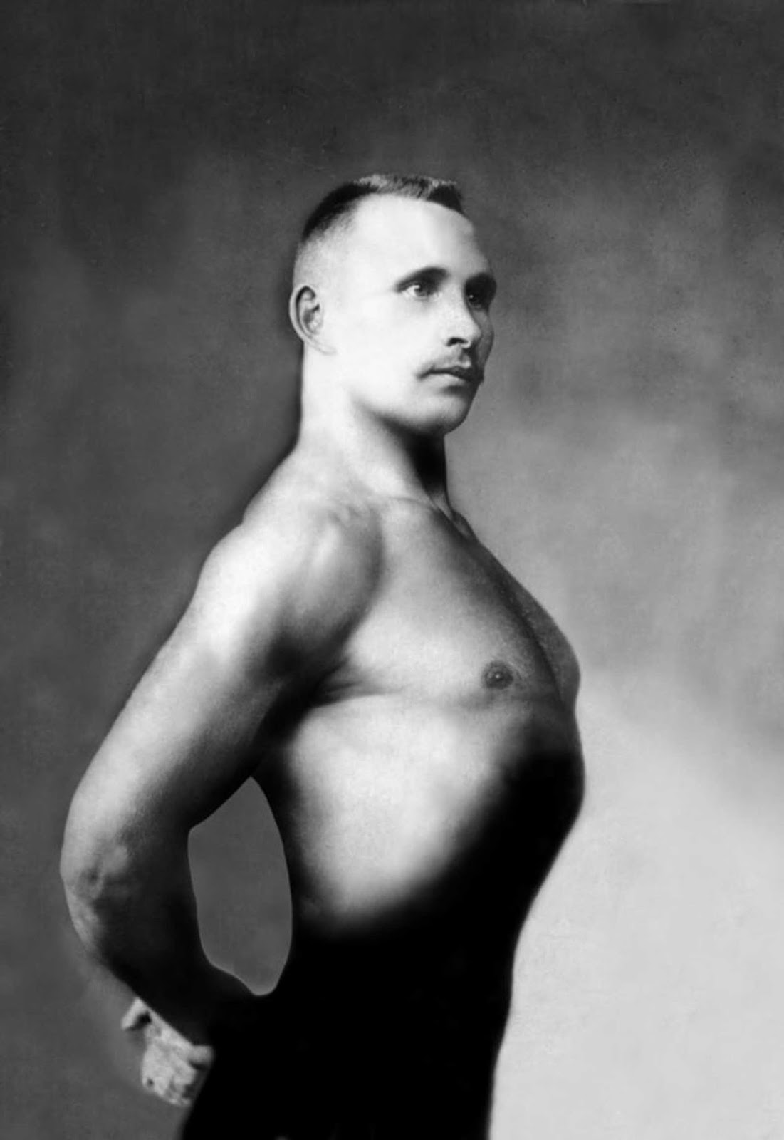 Cơ bắp của những 'ông tổ' phòng gym trông như thế nào? Cơ bắp của những 'ông tổ' phòng gym trông như thế nào?