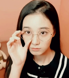 Hết Cube, JYP, cư dân mạng lại đồn đoán về nhan sắc 'thần tiên' của nhóm nữ mới nhà SM Hết Cube, JYP, cư dân mạng lại đồn đoán về nhan sắc 'thần tiên' của nhóm nữ mới nhà SM