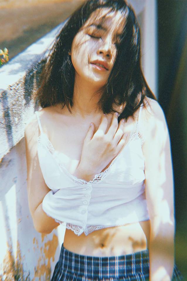Chi Pu: Muốn là 'nữ thần thanh xuân' hay muốn học Sulli làm 'thần tượng Lolita' đây? Chi Pu: Muốn là 'nữ thần thanh xuân' hay muốn học Sulli làm 'thần tượng Lolita' đây?
