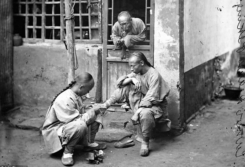 Vẻ đẹp lịch sử Châu Á 150 năm trước dưới ống kính của nhiếp ảnh gia phương Tây Vẻ đẹp lịch sử Châu Á 150 năm trước dưới ống kính của nhiếp ảnh gia phương Tây