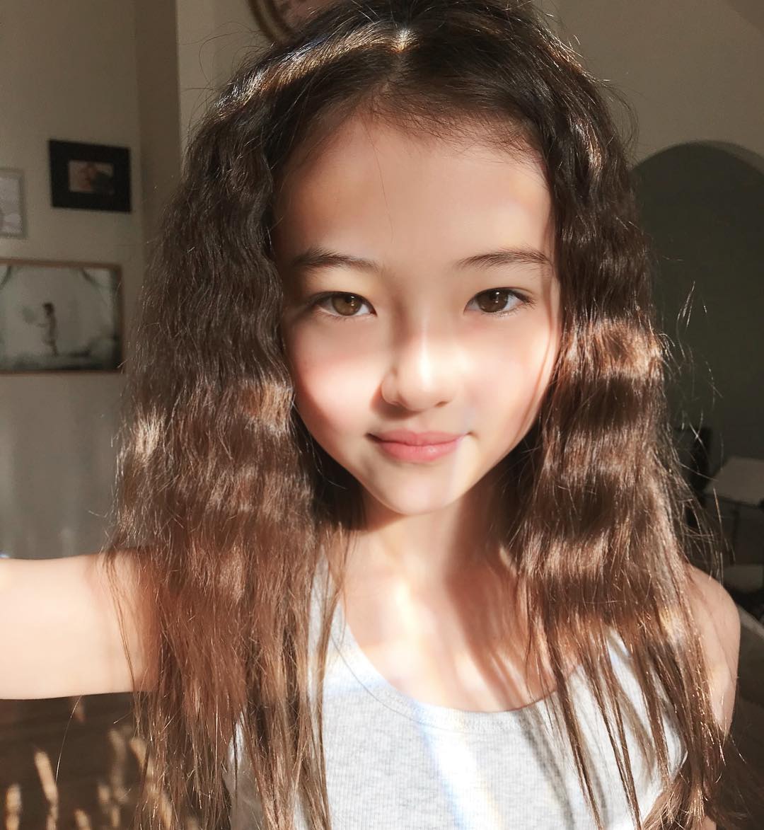 Ngất ngây trước nhan sắc của Ella Gross - mẫu nhí xinh đẹp nhất thế giới Ngất ngây trước nhan sắc của Ella Gross - mẫu nhí xinh đẹp nhất thế giới