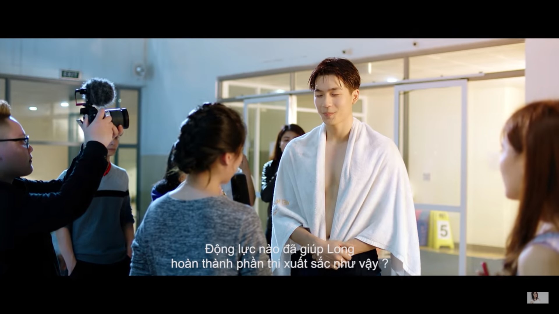 Bạn nhận ra bao nhiêu cảnh phim ngôn tình Hàn - Trung trong MV mới của Hòa Minzy? Bạn nhận ra bao nhiêu cảnh phim ngôn tình Hàn - Trung trong MV mới của Hòa Minzy?