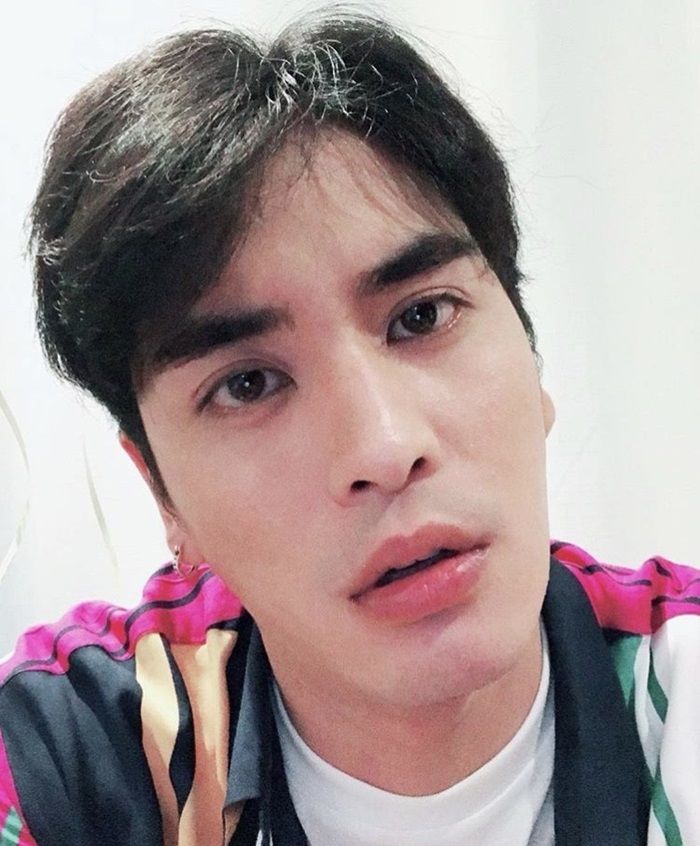 Mỹ nam 'Nhân Duyên Tiền Định' khiến fan hốt hoảng khi bất ngờ mê trang điểm như thiếu nữ Mỹ nam 'Nhân Duyên Tiền Định' khiến fan hốt hoảng khi bất ngờ mê trang điểm như thiếu nữ