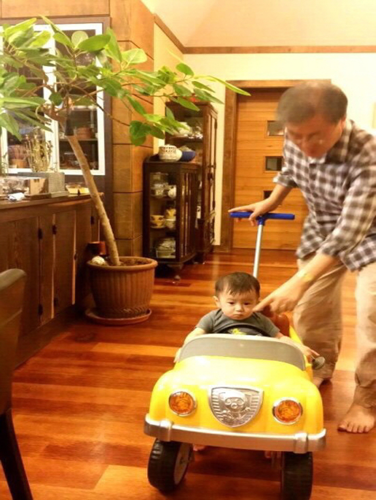 Hai cháu trai của tổng thống Hàn Quốc đáng yêu cỡ nào mà dân mạng 'phát cuồng' đến vậy Hai cháu trai của tổng thống Hàn Quốc đáng yêu cỡ nào mà dân mạng 'phát cuồng' đến vậy