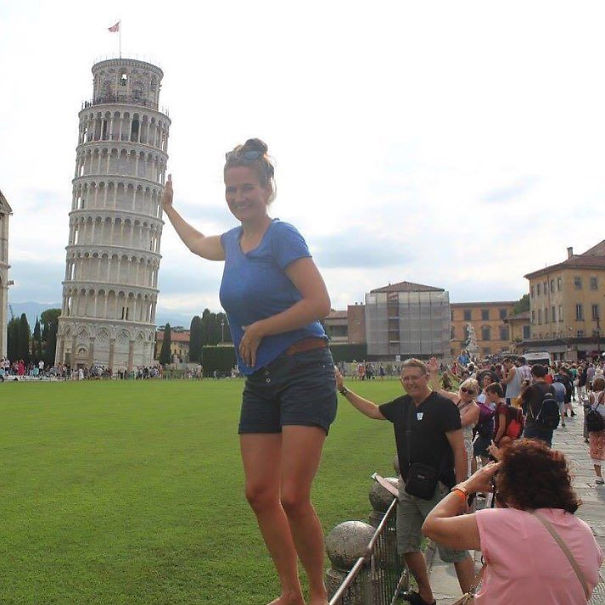 Những khoảnh khắc 'photobomb' đáng yêu hết phần nhân vật chính Những khoảnh khắc 'photobomb' đáng yêu hết phần nhân vật chính