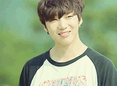 Nhìn 9 quý ông idol này mới hiểu vì sao fangirl cứ tranh nhau về 'làm dâu' Busan Nhìn 9 quý ông idol này mới hiểu vì sao fangirl cứ tranh nhau về 'làm dâu' Busan