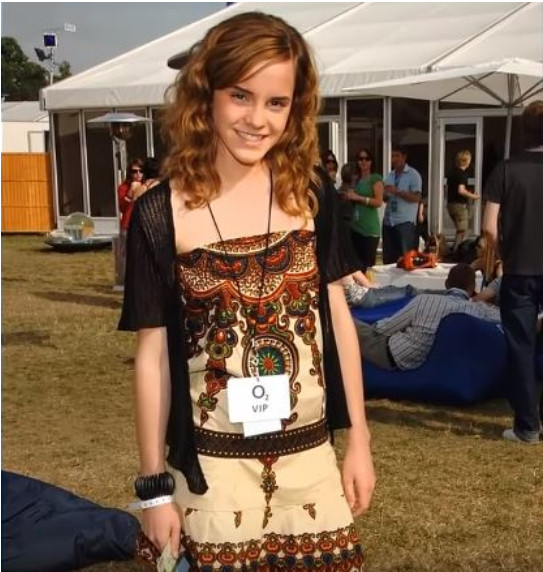 28 năm nhan sắc của 'hoa hồng nước Anh' Emma Watson gói gọn trong những bức ảnh này 28 năm nhan sắc của 'hoa hồng nước Anh' Emma Watson gói gọn trong những bức ảnh này