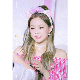 Khán giả dần nhận ra 'bộ mặt thật' của Jennie (Black Pink) khi cô nàng thường xuyên thực hiện cử chỉ này! Khán giả dần nhận ra 'bộ mặt thật' của Jennie (Black Pink) khi cô nàng thường xuyên thực hiện cử chỉ này!