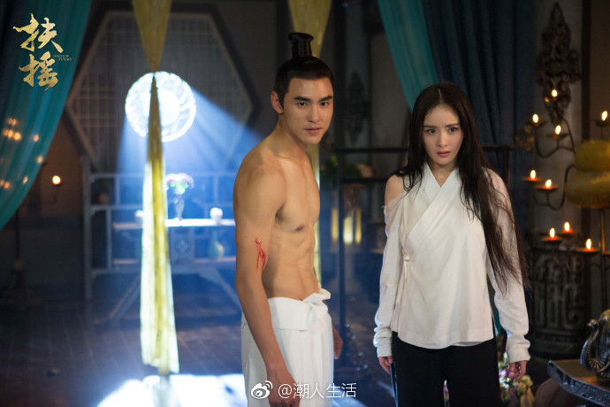 'Phù Dao' tạo nên cơn sốt: Nguyễn Kinh Thiên khoe cơ bắp, Thái tử Vô Cực bị đổi tên thành 'Thái Tử Vô Lại' 'Phù Dao' tạo nên cơn sốt: Nguyễn Kinh Thiên khoe cơ bắp, Thái tử Vô Cực bị đổi tên thành 'Thái Tử Vô Lại'