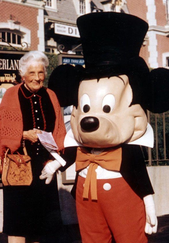 Ngày xưa, liệu Disney Land có thật sự là chốn thần tiên như bây giờ? Ngày xưa, liệu Disney Land có thật sự là chốn thần tiên như bây giờ?