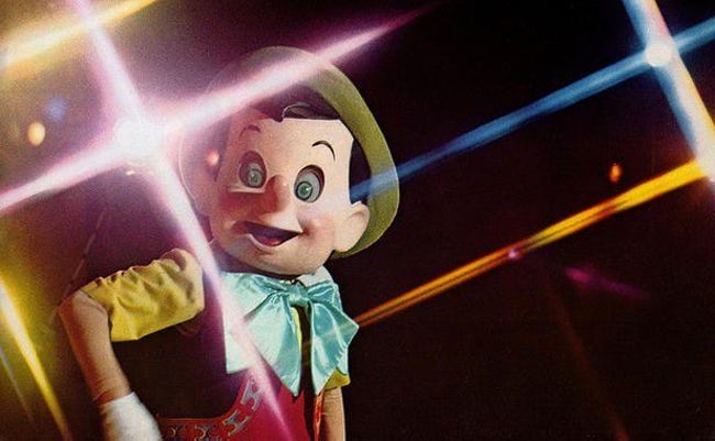 Ngày xưa, liệu Disney Land có thật sự là chốn thần tiên như bây giờ? Ngày xưa, liệu Disney Land có thật sự là chốn thần tiên như bây giờ?