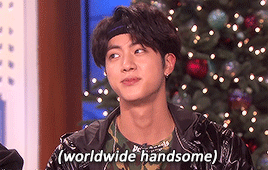 Fans phát hiện thêm bằng chứng cho thấy kiếp trước Jin (BTS) là một quý tộc Fans phát hiện thêm bằng chứng cho thấy kiếp trước Jin (BTS) là một quý tộc