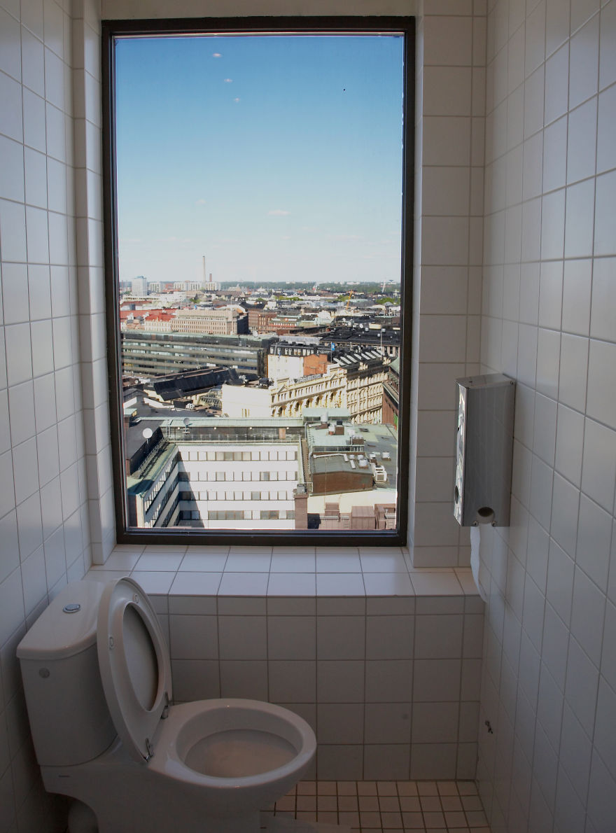 Khi view từ cửa sổ... nhà vệ sinh còn đắt giá hơn cả phòng khách sạn 5 sao Khi view từ cửa sổ... nhà vệ sinh còn đắt giá hơn cả phòng khách sạn 5 sao