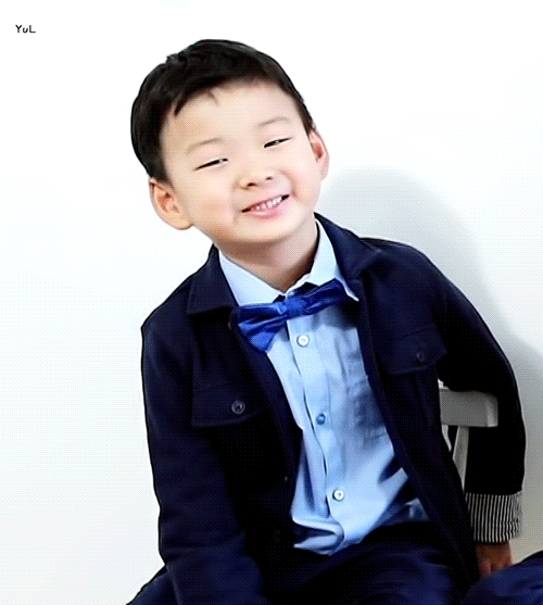Trở lại sau 5 năm, bộ ba nhà Song đã lớn đùng nhưng vẫn cute như thuở nào Trở lại sau 5 năm, bộ ba nhà Song đã lớn đùng nhưng vẫn cute như thuở nào