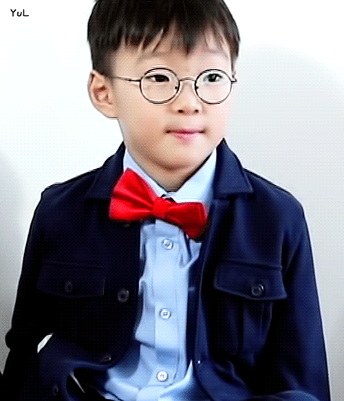 Trở lại sau 5 năm, bộ ba nhà Song đã lớn đùng nhưng vẫn cute như thuở nào Trở lại sau 5 năm, bộ ba nhà Song đã lớn đùng nhưng vẫn cute như thuở nào