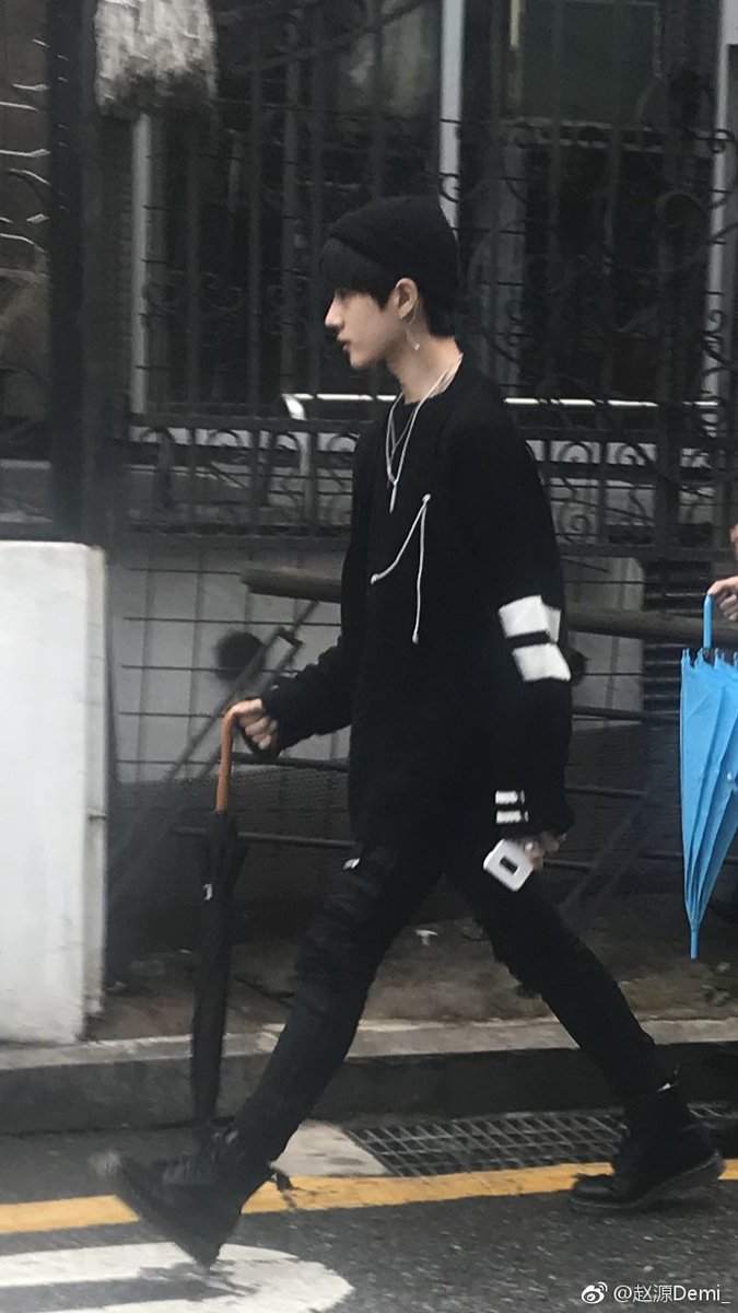 Những hình ảnh hiếm hoi về 'nhóm nhạc đàn em' của BTS, Bighit xác nhận sẽ ra mắt đầu năm sau Những hình ảnh hiếm hoi về 'nhóm nhạc đàn em' của BTS, Bighit xác nhận sẽ ra mắt đầu năm sau