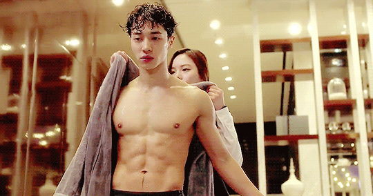 Cộng đồng gay xứ Hàn bình chọn 16 mỹ nam K-Pop có sức mạnh 'bẻ thẳng thành cong' Cộng đồng gay xứ Hàn bình chọn 16 mỹ nam K-Pop có sức mạnh 'bẻ thẳng thành cong'