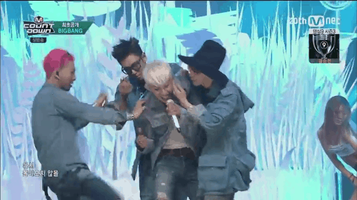 Loạt bằng chứng cho thấy Seung Ri từng bị các thành viên Big Bang 'bắt nạt' rất nhiều Loạt bằng chứng cho thấy Seung Ri từng bị các thành viên Big Bang 'bắt nạt' rất nhiều