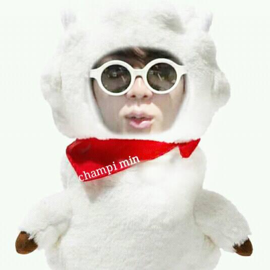 Đúng truyền thống, ARMY tổng tấn công sinh nhật Jin (BTS) bằng bộ ảnh 'dìm hàng' IQ vô cực Đúng truyền thống, ARMY tổng tấn công sinh nhật Jin (BTS) bằng bộ ảnh 'dìm hàng' IQ vô cực
