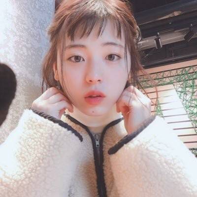 Mỹ thiếu niên Nhật Bản 15 tuổi nổi tiếng sau một đêm vì có nhan sắc 'đến con trai cũng phải rung động' Mỹ thiếu niên Nhật Bản 15 tuổi nổi tiếng sau một đêm vì có nhan sắc 'đến con trai cũng phải rung động'