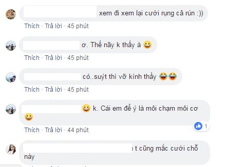 Khoảnh khắc rối bời nhất đêm nay: Nụ hôn 'suýt nữa thì...' của Văn Quyết và thầy Park Hang Seo Khoảnh khắc rối bời nhất đêm nay: Nụ hôn 'suýt nữa thì...' của Văn Quyết và thầy Park Hang Seo