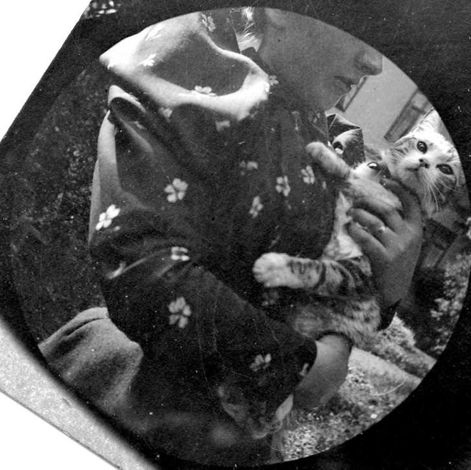 Bạn có biết paparazzi và camera ẩn đã xuất hiện từ những năm 1890 trên đường phố Oslo, Na Uy? Bạn có biết paparazzi và camera ẩn đã xuất hiện từ những năm 1890 trên đường phố Oslo, Na Uy?